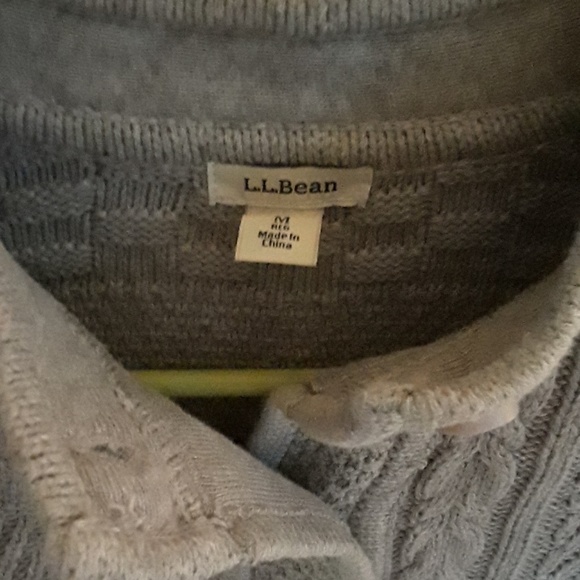 Sweater - Picture 3 of 4